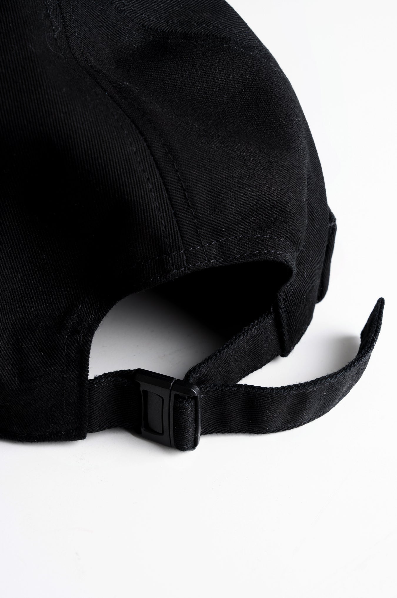 SKOOP® Brimless Cap Black - SKOOP Kommunity