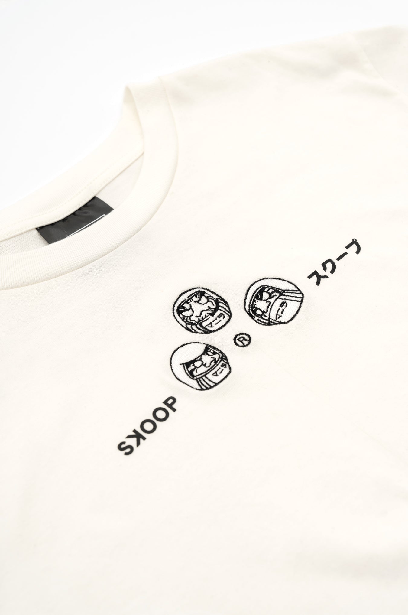 SKOOP® Daruma Creed Shirt Milk White - SKOOP Kommunity