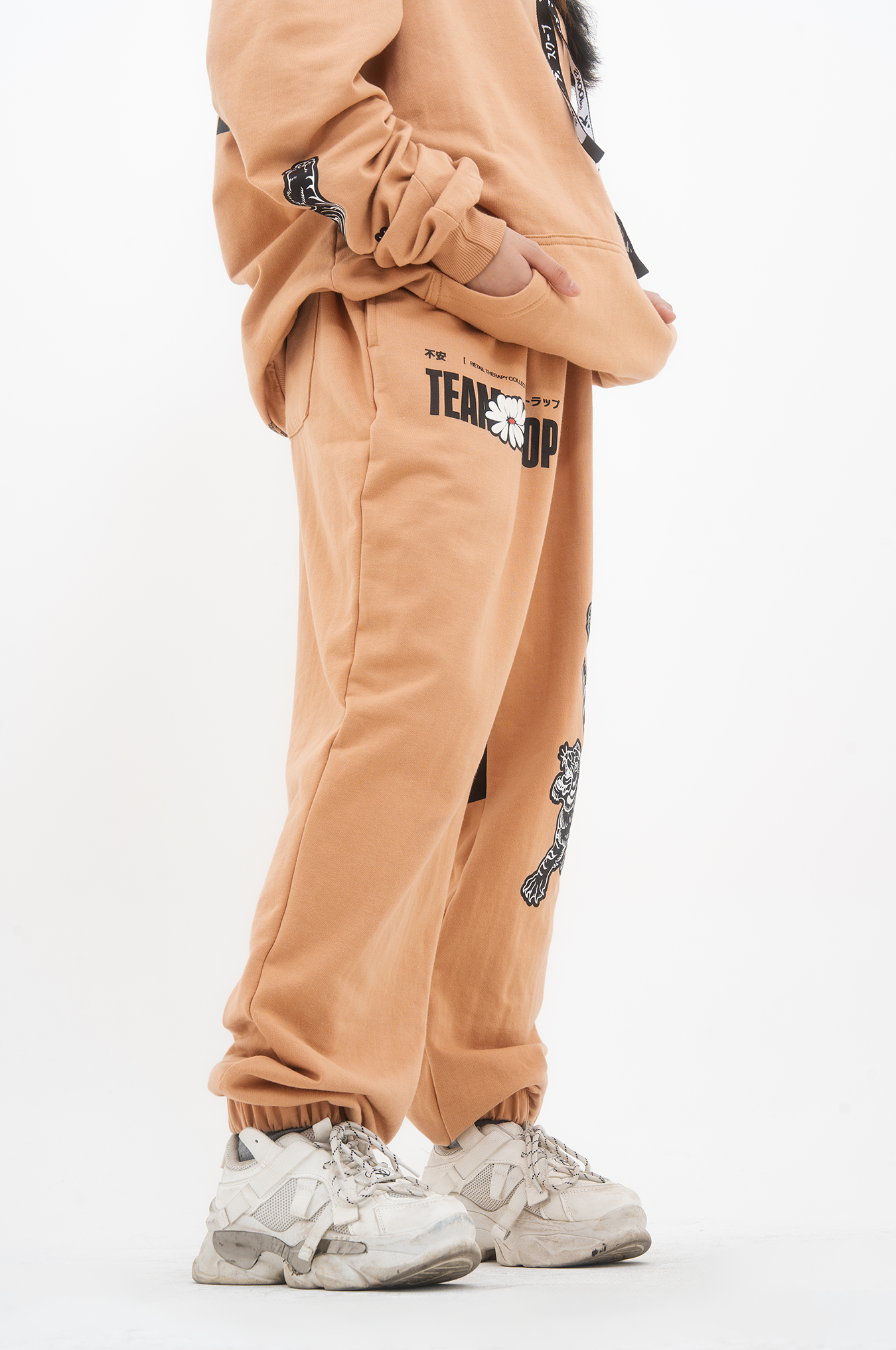 SKOOP® Retail Therapy Team Skoop Sweatpants Tan - SKOOP Kommunity