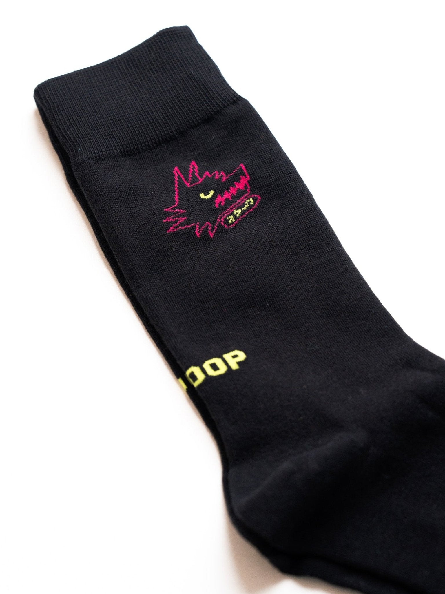 JERZY2K Black Wolf Graphic Socks - SKOOP