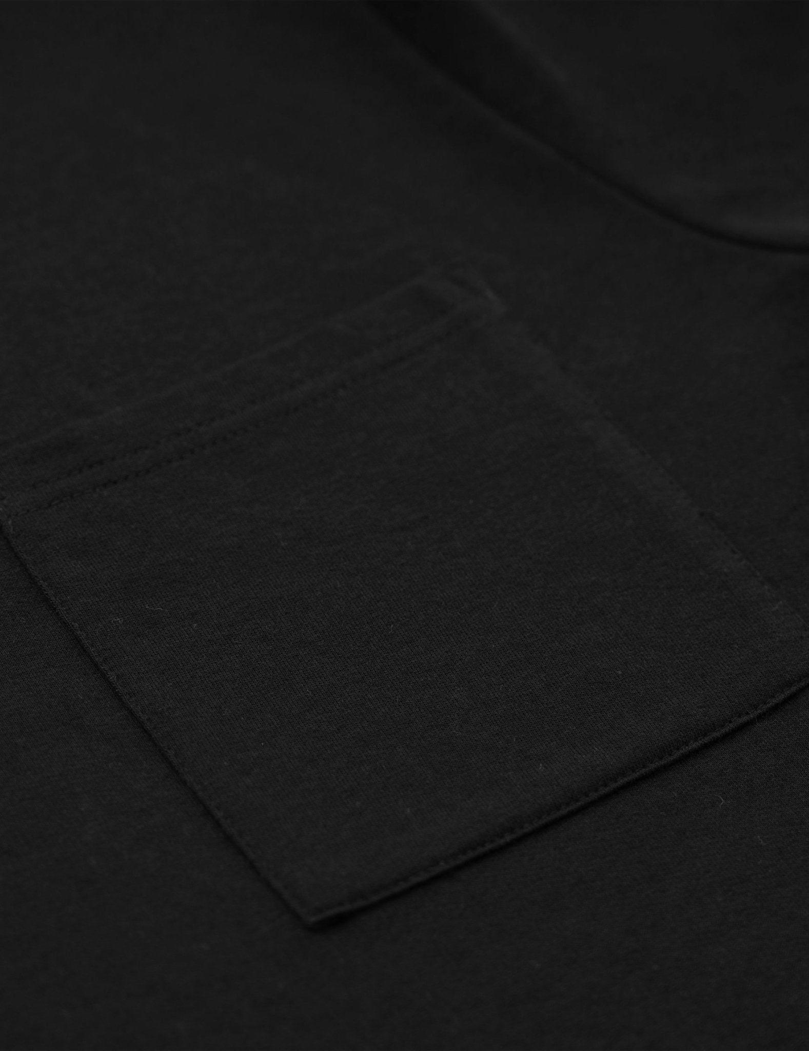 BASIKS Box Tee Onyx - SKOOP