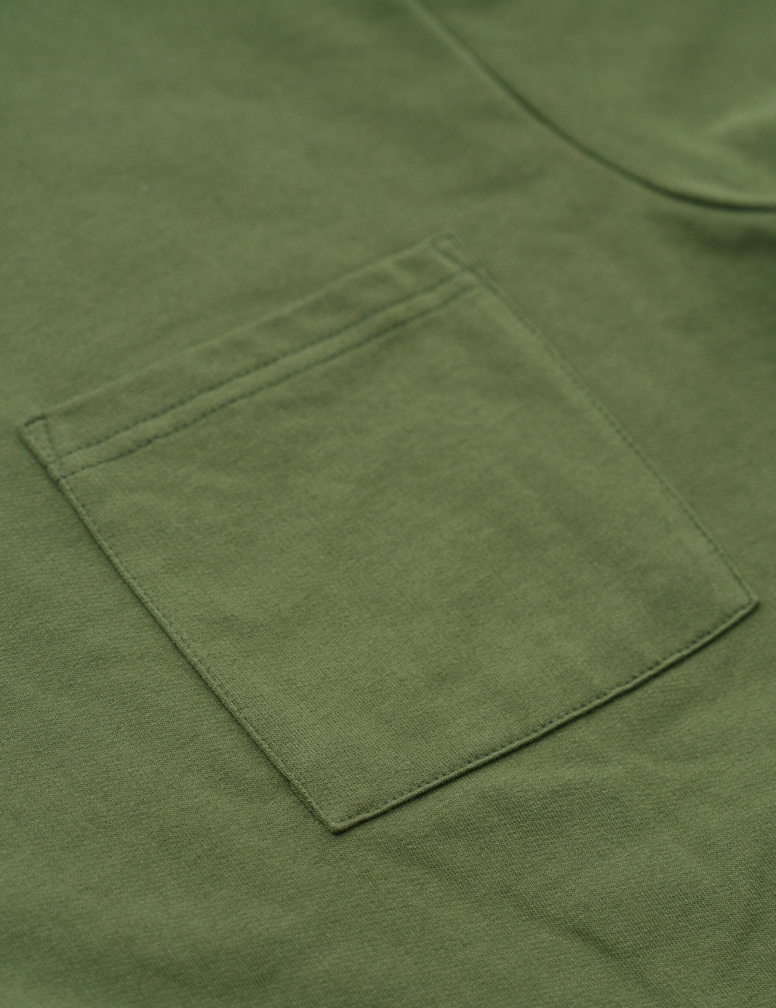 BASIKS Box Tee Blade Forest - SKOOP