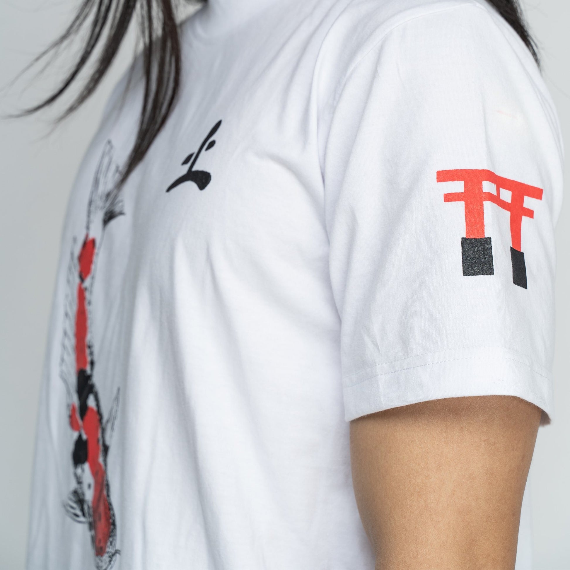 SS7 Sanke White Tee - SKOOP
