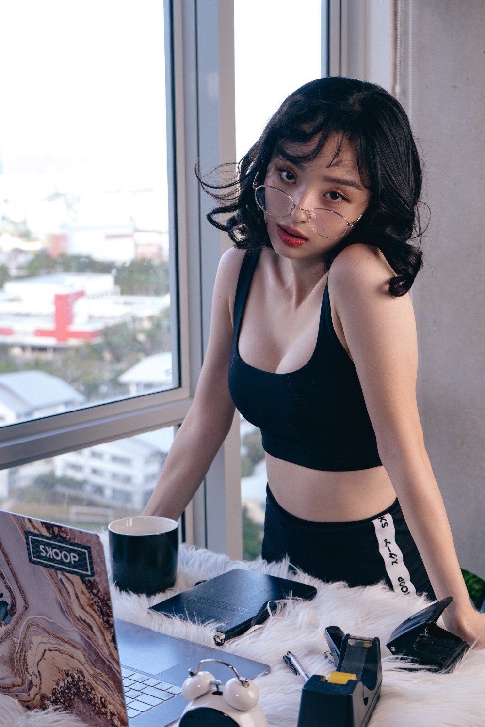 Essentials - Crop Top - Blackberry - SKOOP