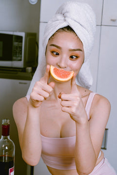 Essentials - Crop Top - Pomelo - SKOOP