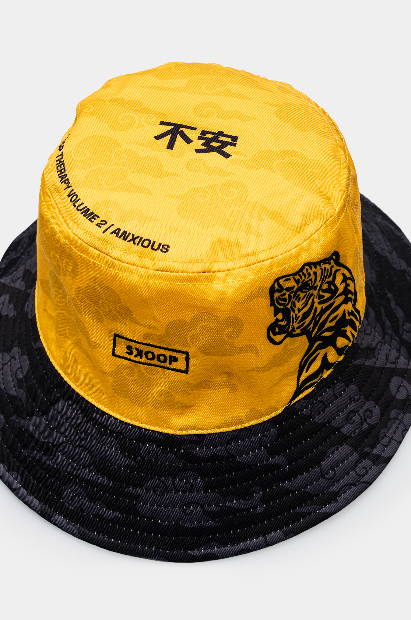 Akai Kumo Reversible Bucket Hat Retail Therapy - SKOOP Kommunity